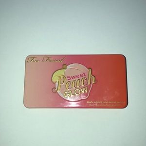 Too faced sweet peach glow palette